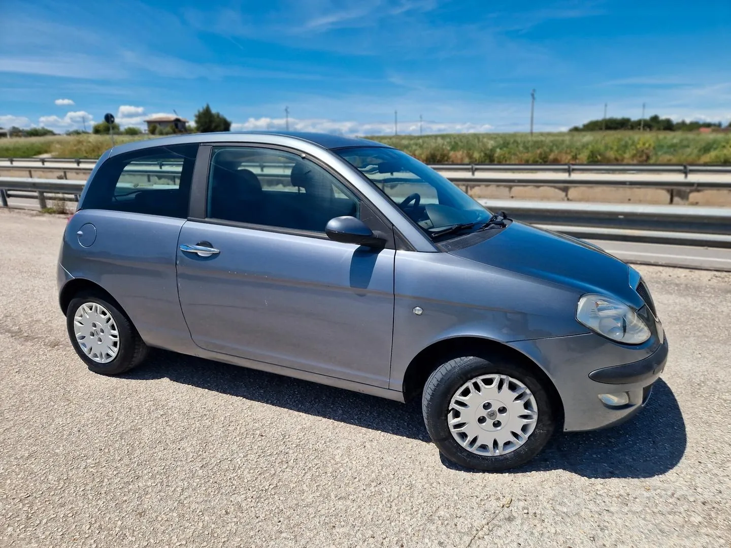 Lancia Ypsilon 2006 photo 2