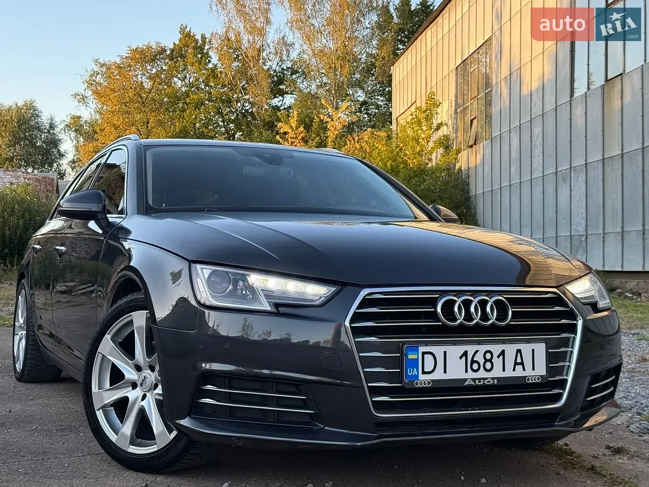 Audi A4 2016 photo 2