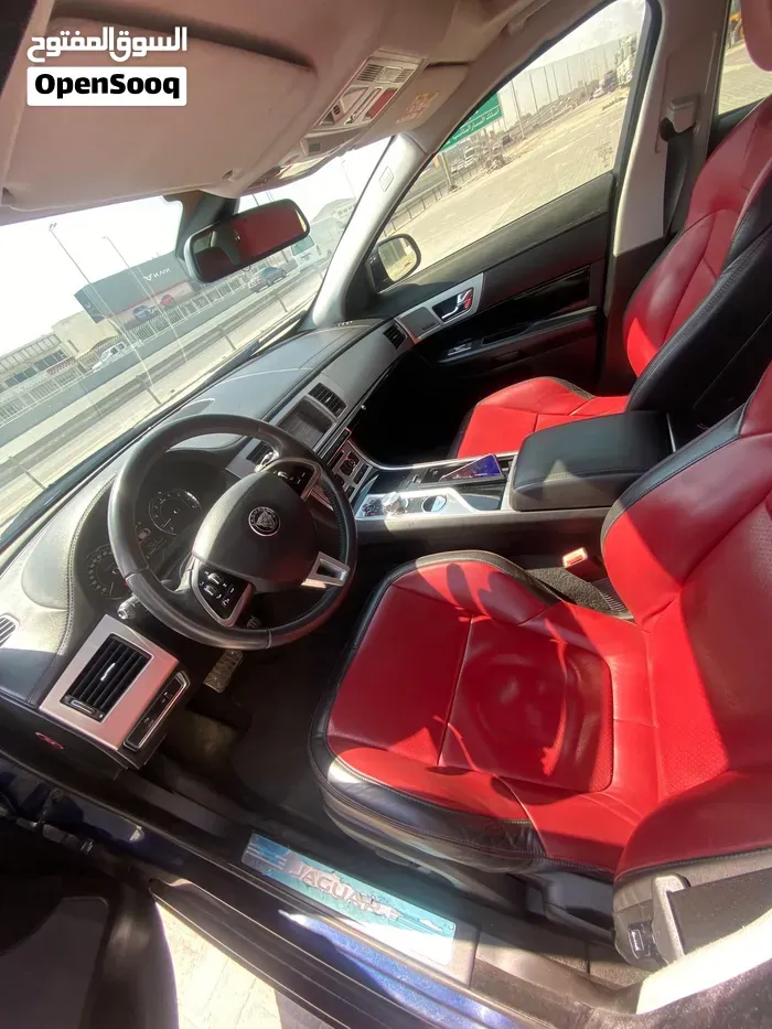 Jaguar Xf 2015 photo 3