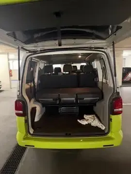 Volkswagen T5 2010 photo 2