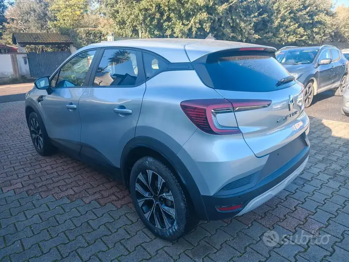 Renault Captur 2022 photo 4
