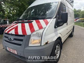 Ford Transit 2010 photo 2