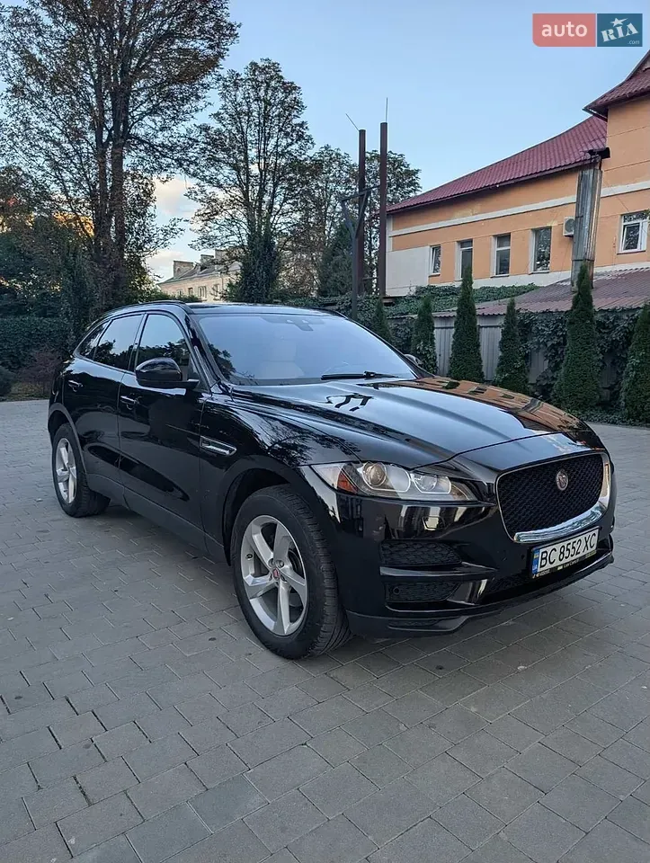 Jaguar F-Pace 2017 photo 4