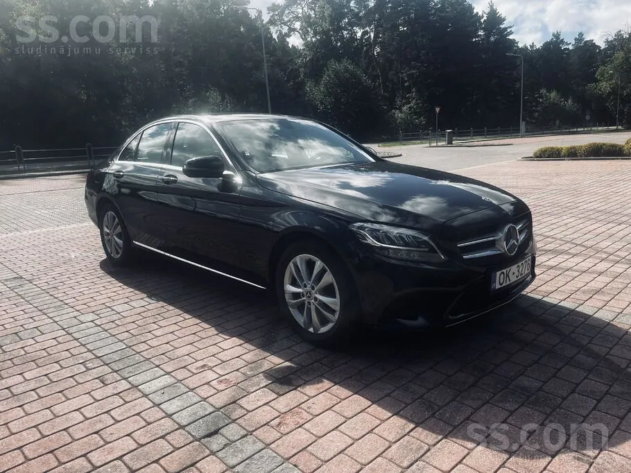 Mercedes-Benz C200 2019 photo 2