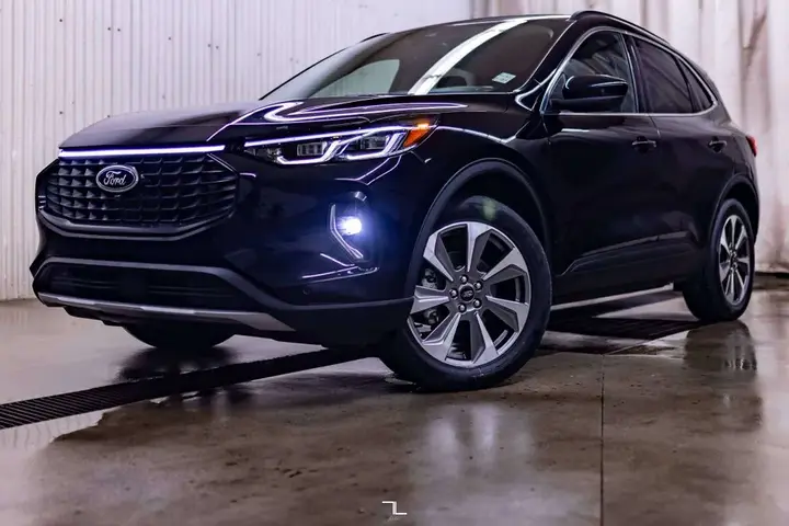 Ford Escape 2023 photo 4