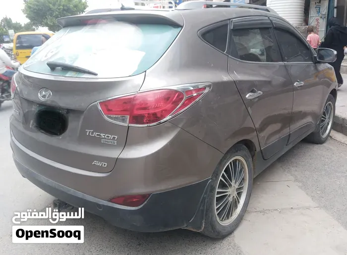 Hyundai Tucson 2011 photo 3