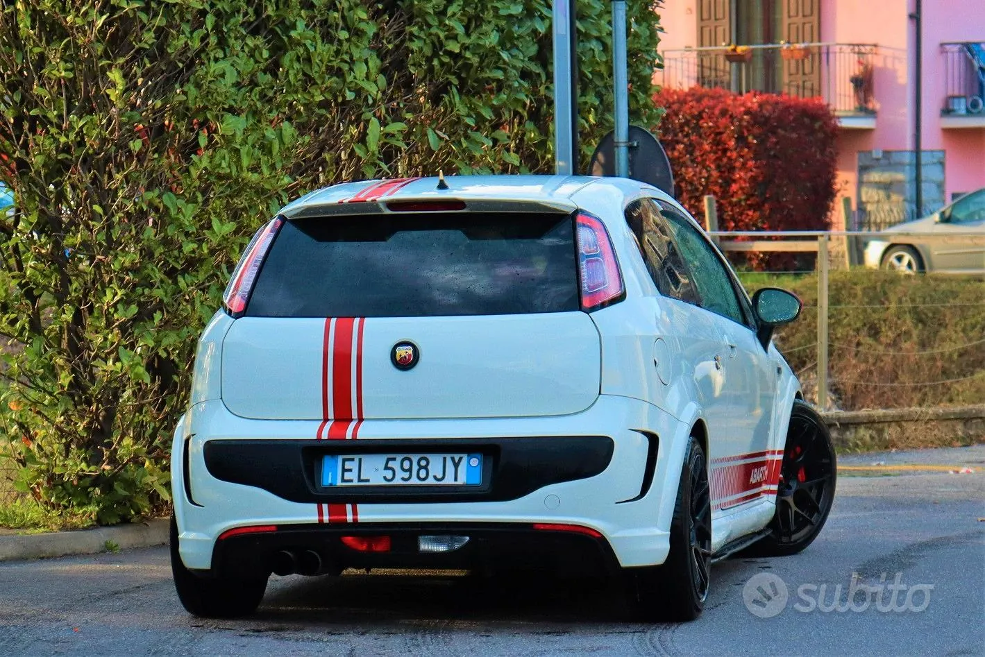 Abarth Punto Evo 2011 photo 2