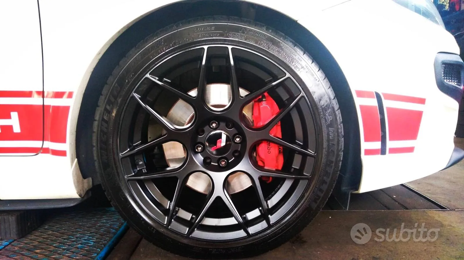 Abarth Punto Evo 2011 photo 4