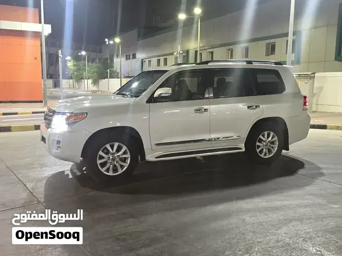 Toyota Land Cruiser Gxr