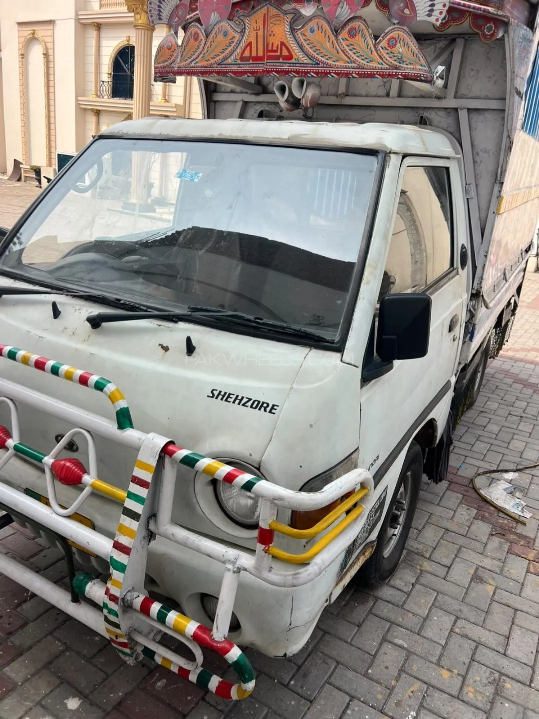 Hyundai Shehzore