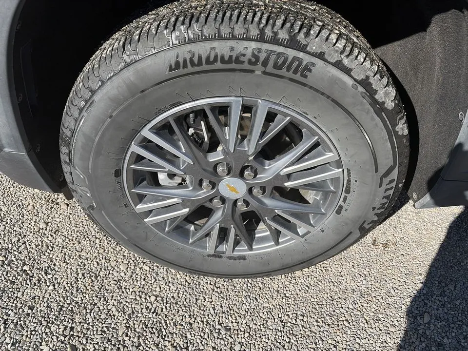 Chevrolet Traverse 2025 photo 3