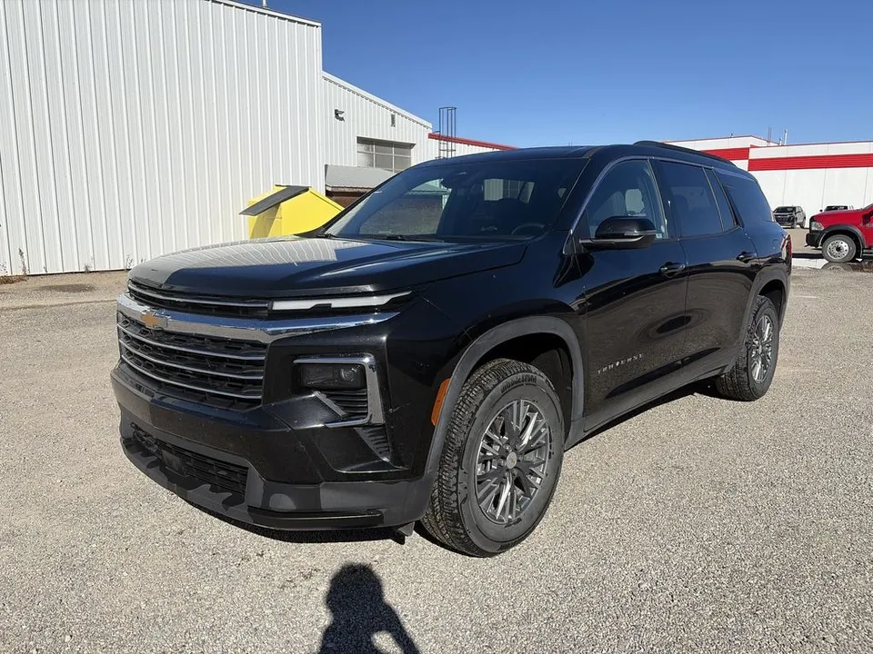 Chevrolet Traverse 2025 photo 2
