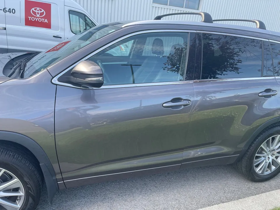 Toyota Highlander 2015 photo 4