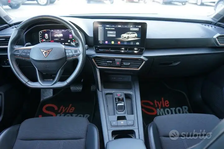 Cupra Leon Sportstourer 2024 photo 5