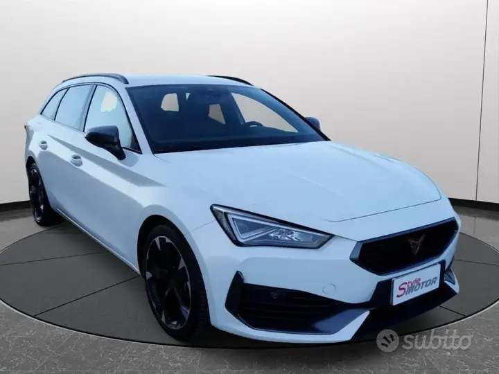 Cupra Leon Sportstourer 2024 photo 3