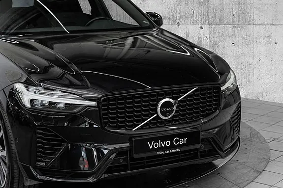 Volvo Xc60 2023 photo 2