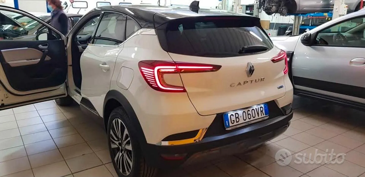 Renault Captur 2021 photo 3