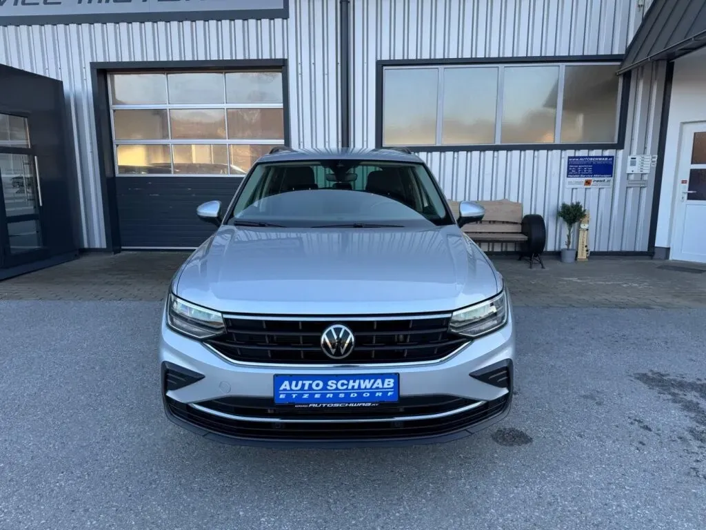 Volkswagen Tiguan 2022 photo 2