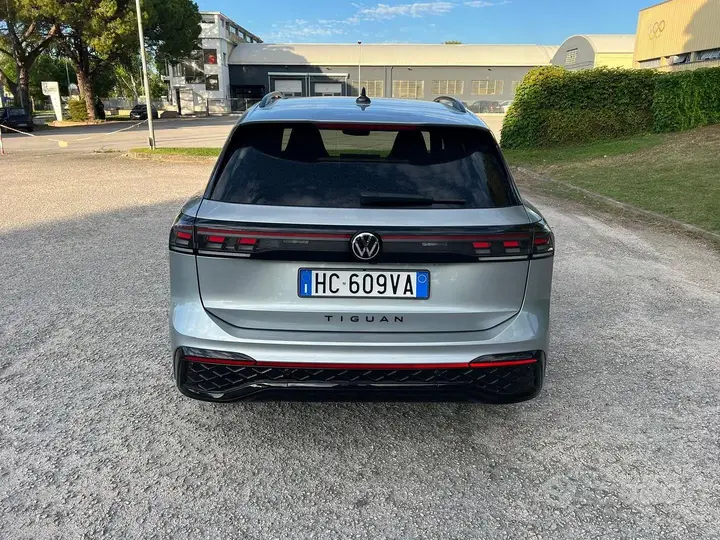 Volkswagen Tiguan 2026 photo 3