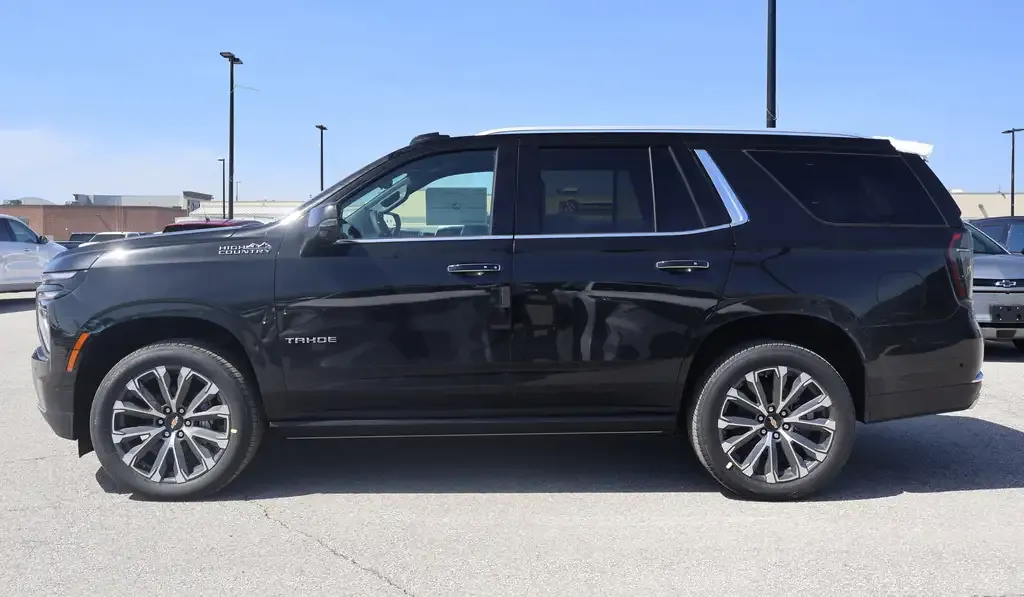Chevrolet Tahoe 2026 photo 3
