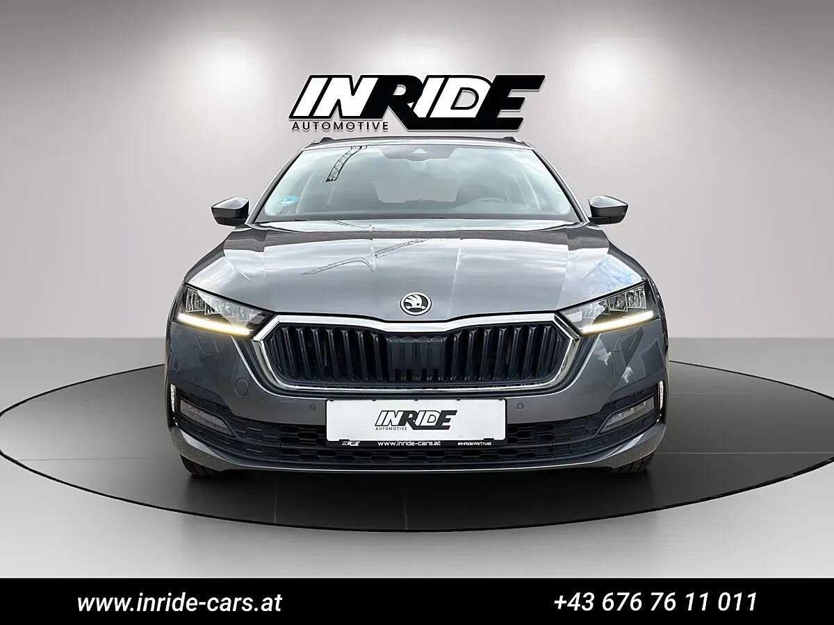 Skoda Octavia 2023 photo 3