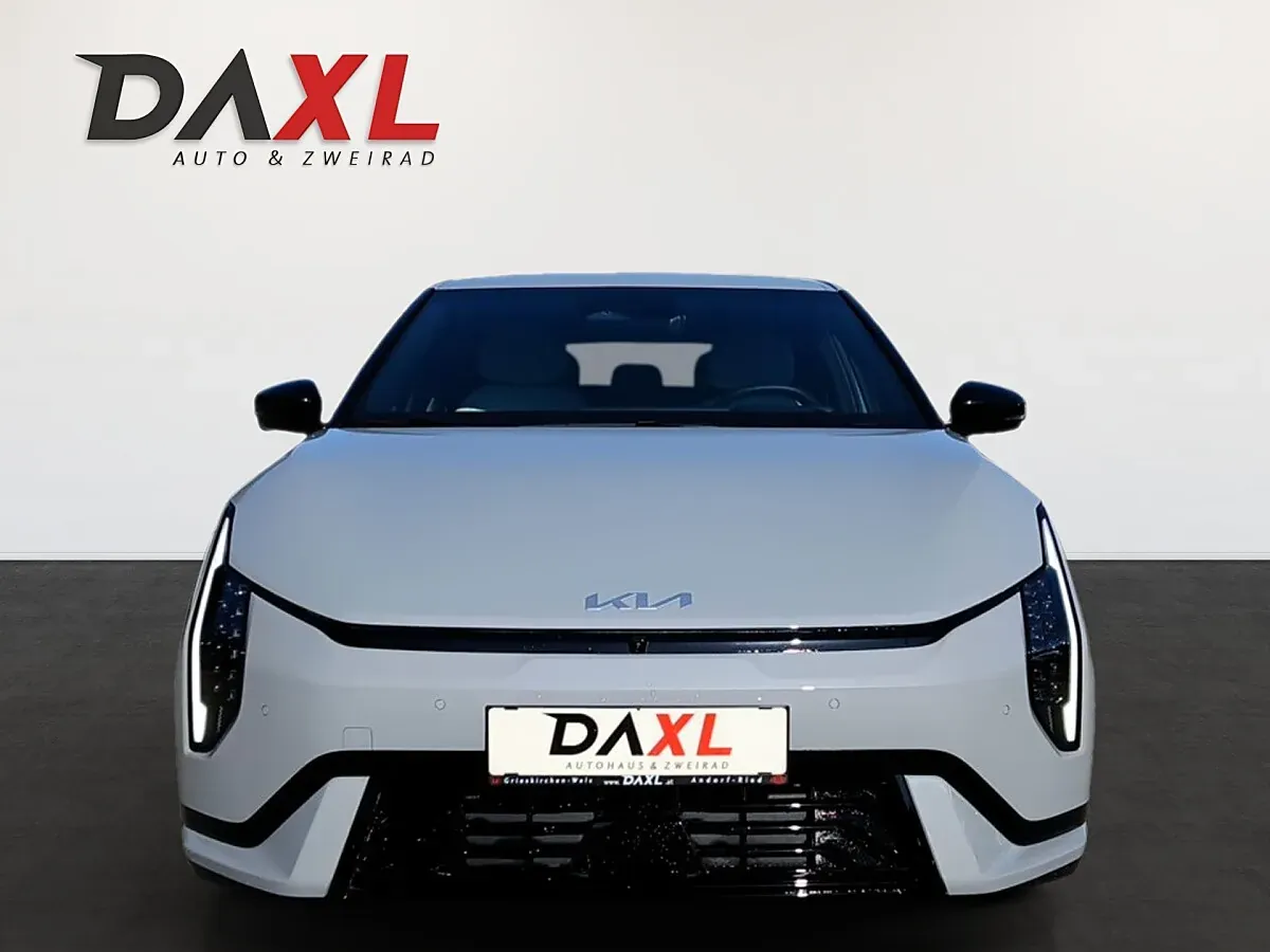 Kia Ev4 photo 2