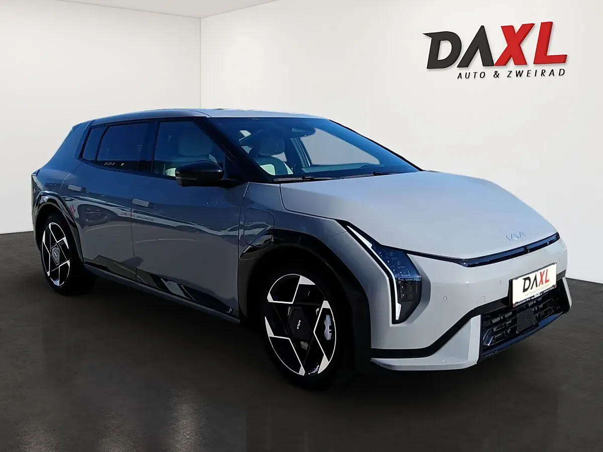 Kia Ev4 photo 3