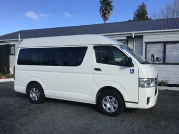 Toyota Hiace 2014 photo 3
