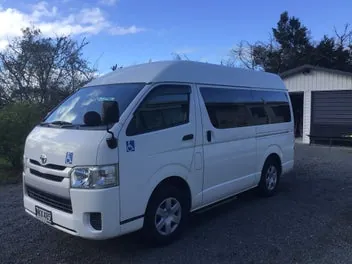 Toyota Hiace 2014 photo 4