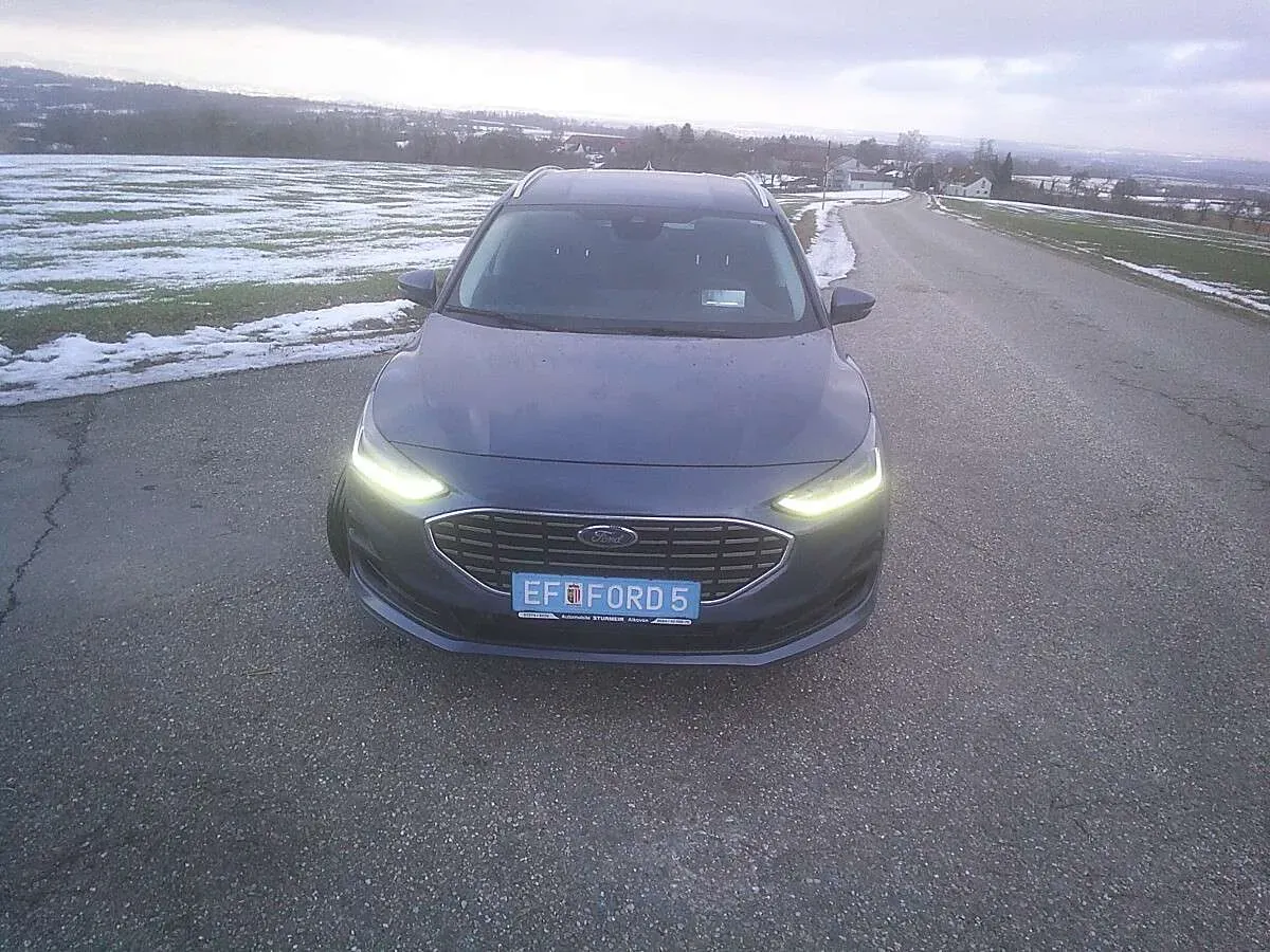 Ford Focus 2022 photo 3