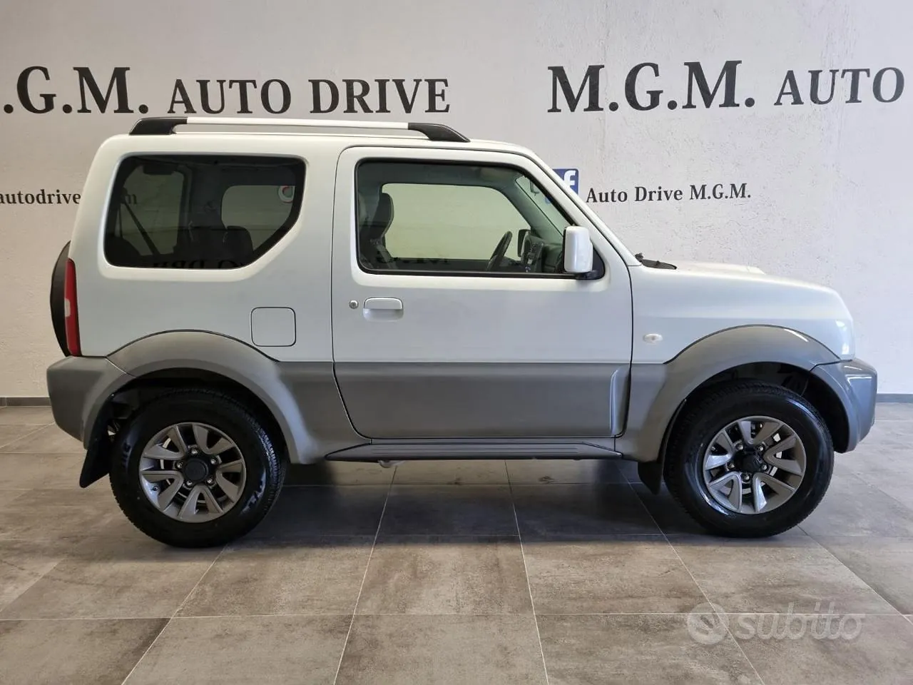 Suzuki Jimny 2017 photo 4