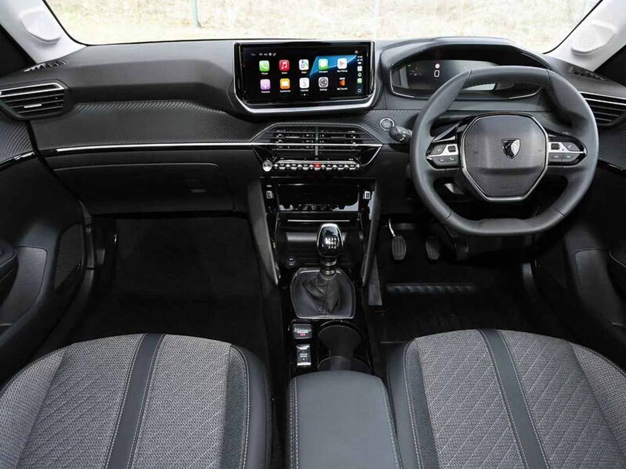 Peugeot 208 2026 photo 3