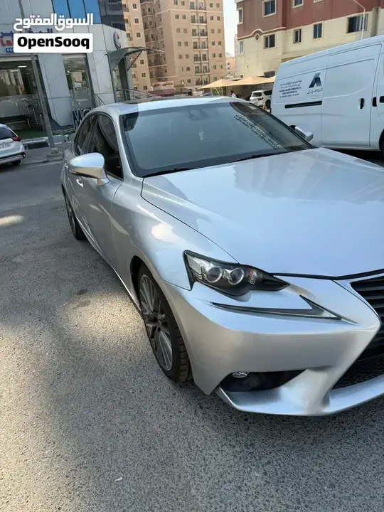 Lexus Is 250 2015 photo 3