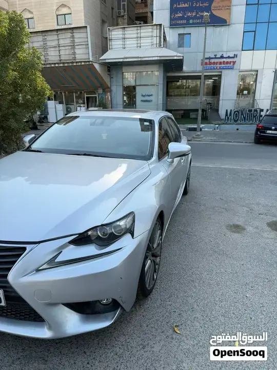 Lexus Is 250 2015 photo 2