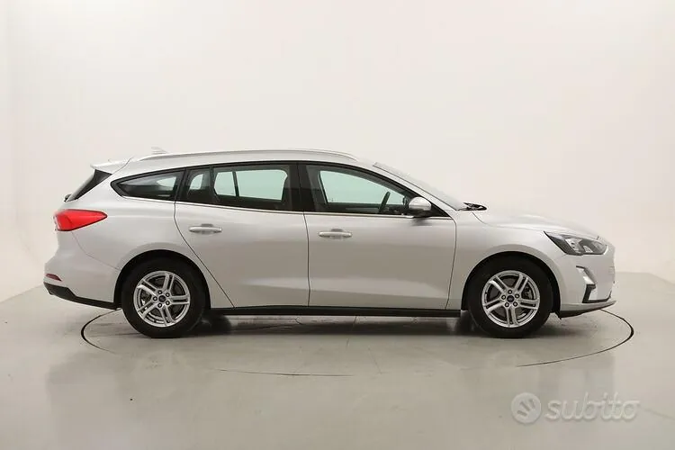Ford Focus Sw 2021 photo 3