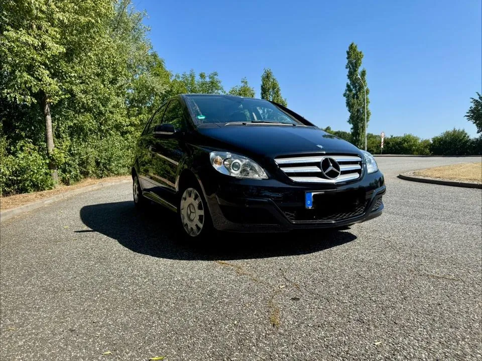 Mercedes-Benz B 160