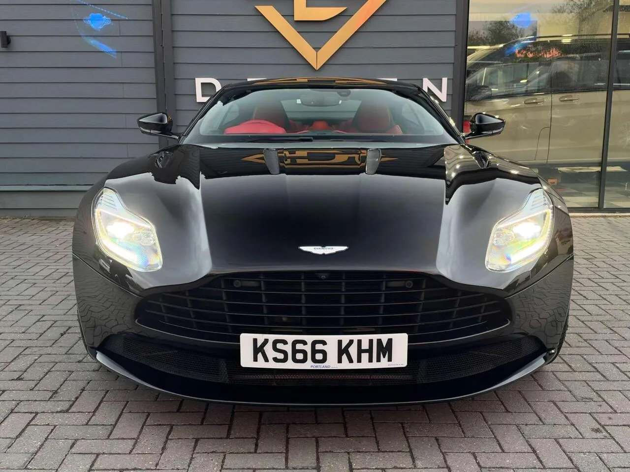 Aston Martin Db11 2017 photo 5