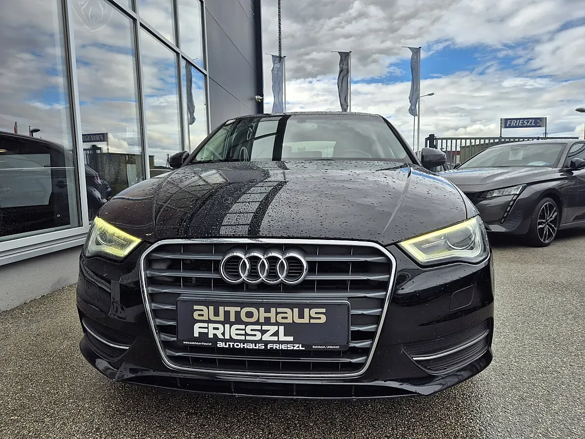 Audi A3 2013 photo 2