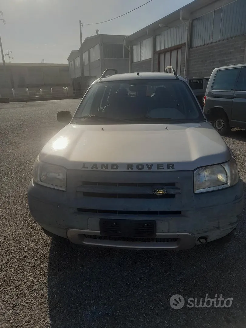 Land Rover Freelander 2001 photo 2