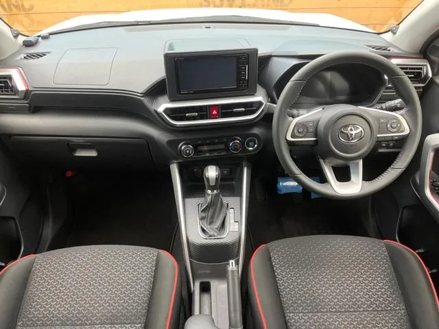 Toyota Rize Z 2020 photo 2