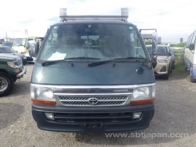 Toyota Hiace Van 2002 photo 5