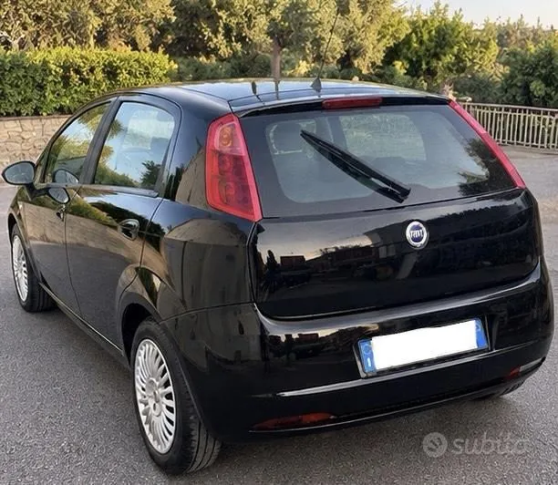 Fiat Grande Punto 2007 photo 4