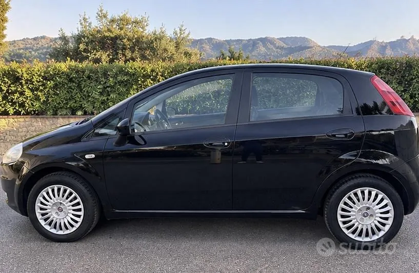Fiat Grande Punto 2007 photo 3