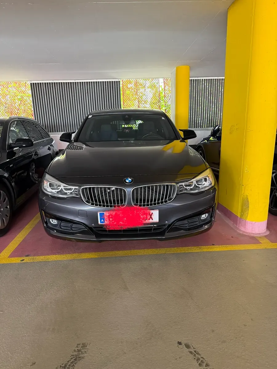 BMW 3 Series 2015 photo 2
