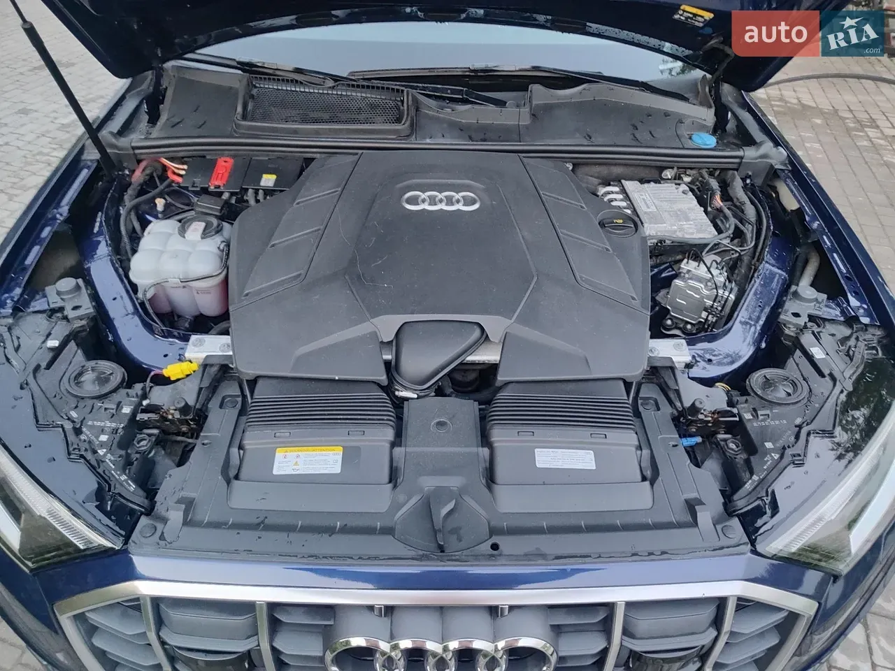 Audi Q7 2022 photo 2
