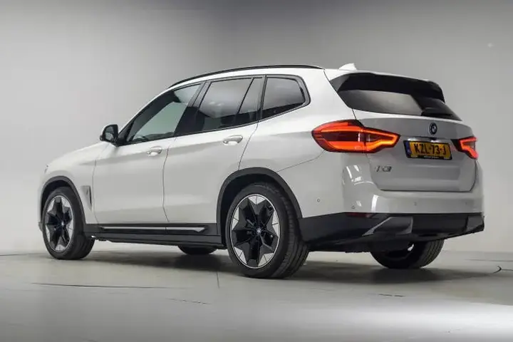 BMW Ix3 2022 photo 3