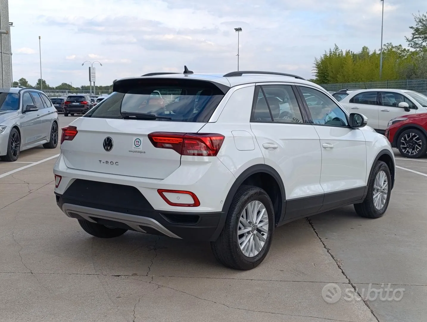 Volkswagen T-Roc 2023 photo 4