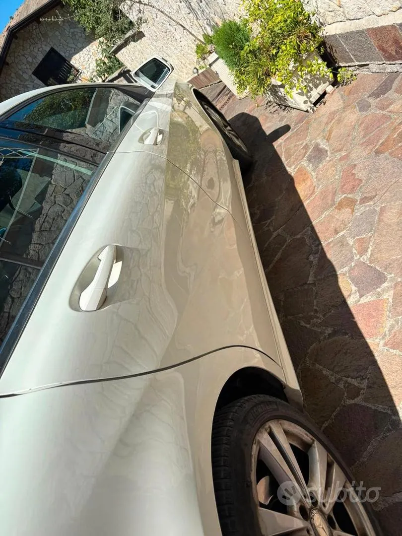 Mercedes-Benz A 2017 photo 2