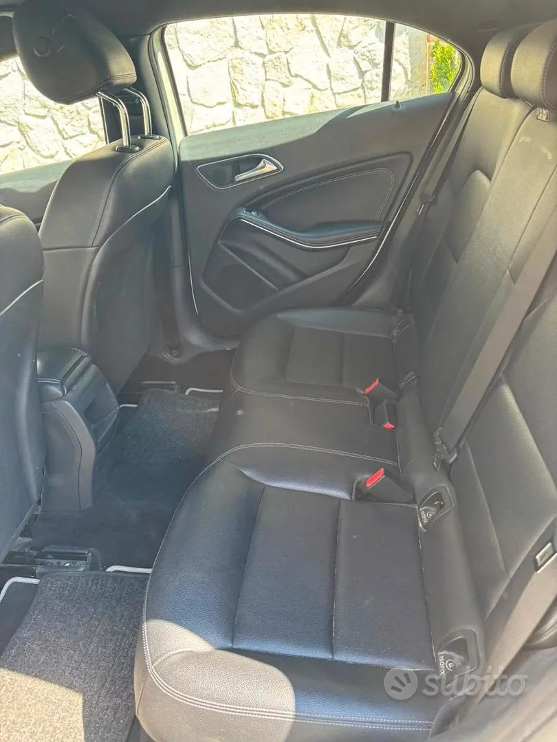 Mercedes-Benz A 2017 photo 3