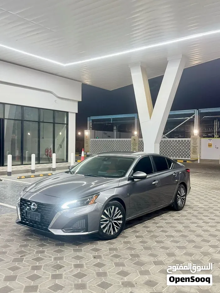 Nissan Altima 2023 photo 4